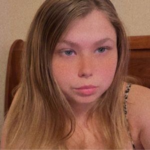 Meet your Posher, Shelly